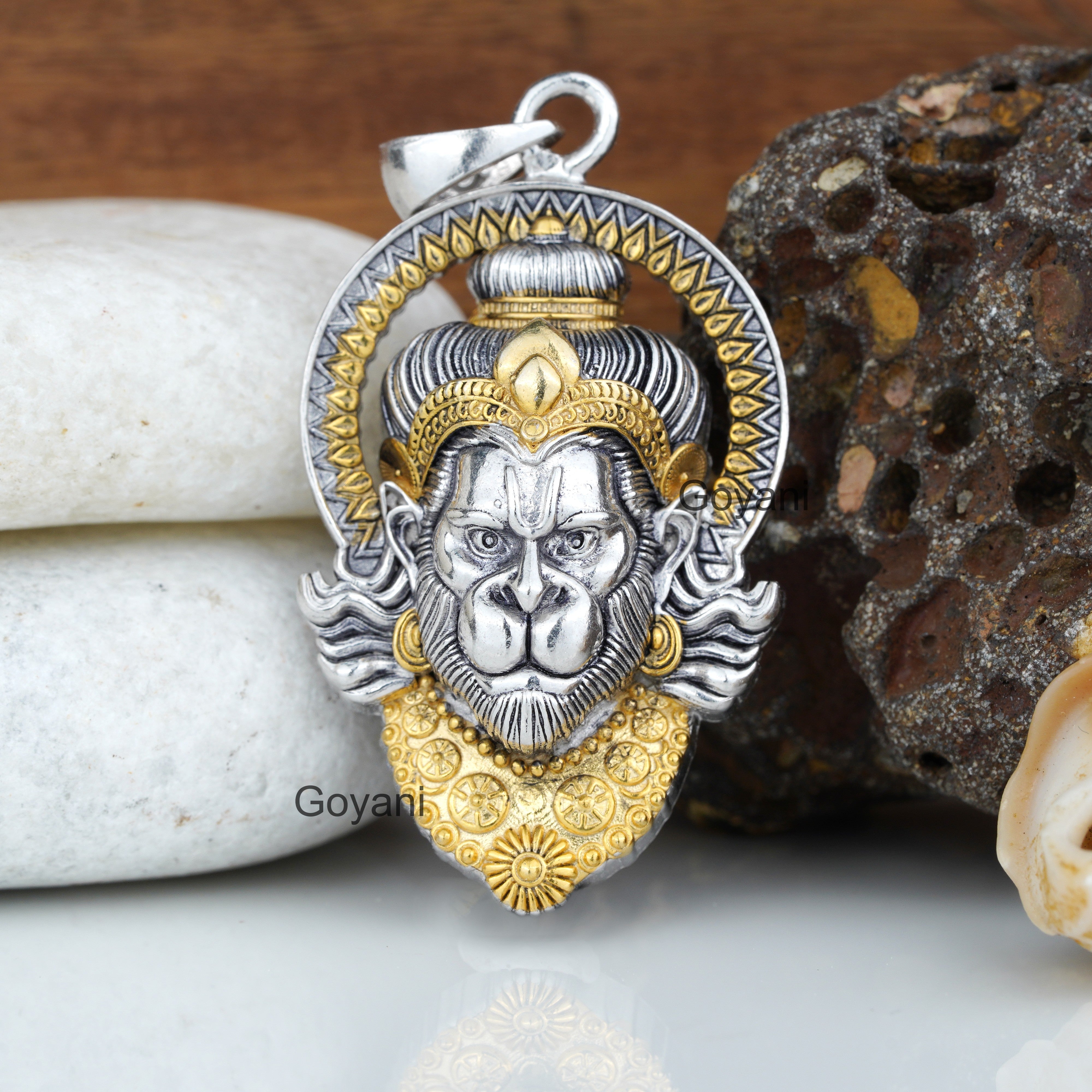 Front view of the 925 silver Hanumanji face pendant showing the intricate detailing of Lord Bajrangbali. Main image