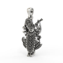 Oxidized Shrinathji pendant side craftsmanship