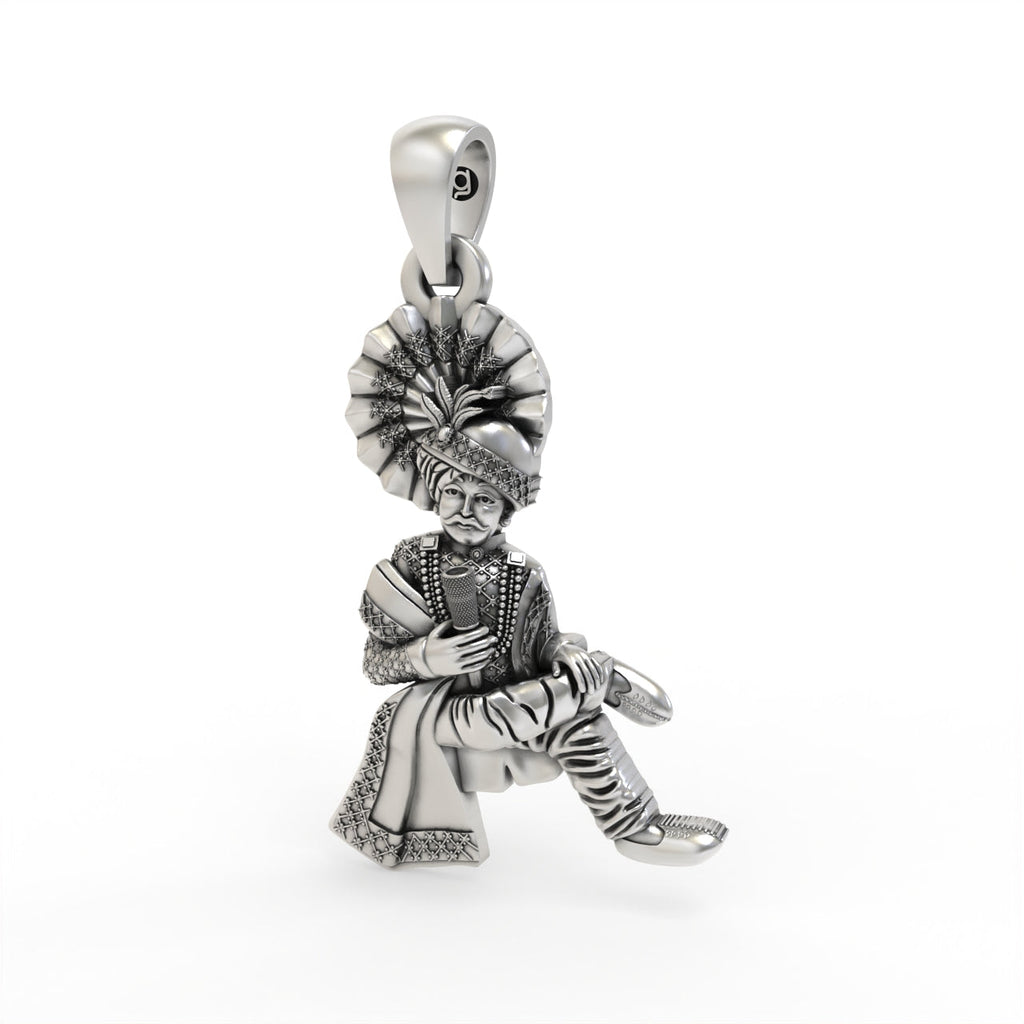 Oxidized Mamadev pendant side craftsmanship