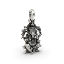 925 silver Ganesha pendant for devotional wear,