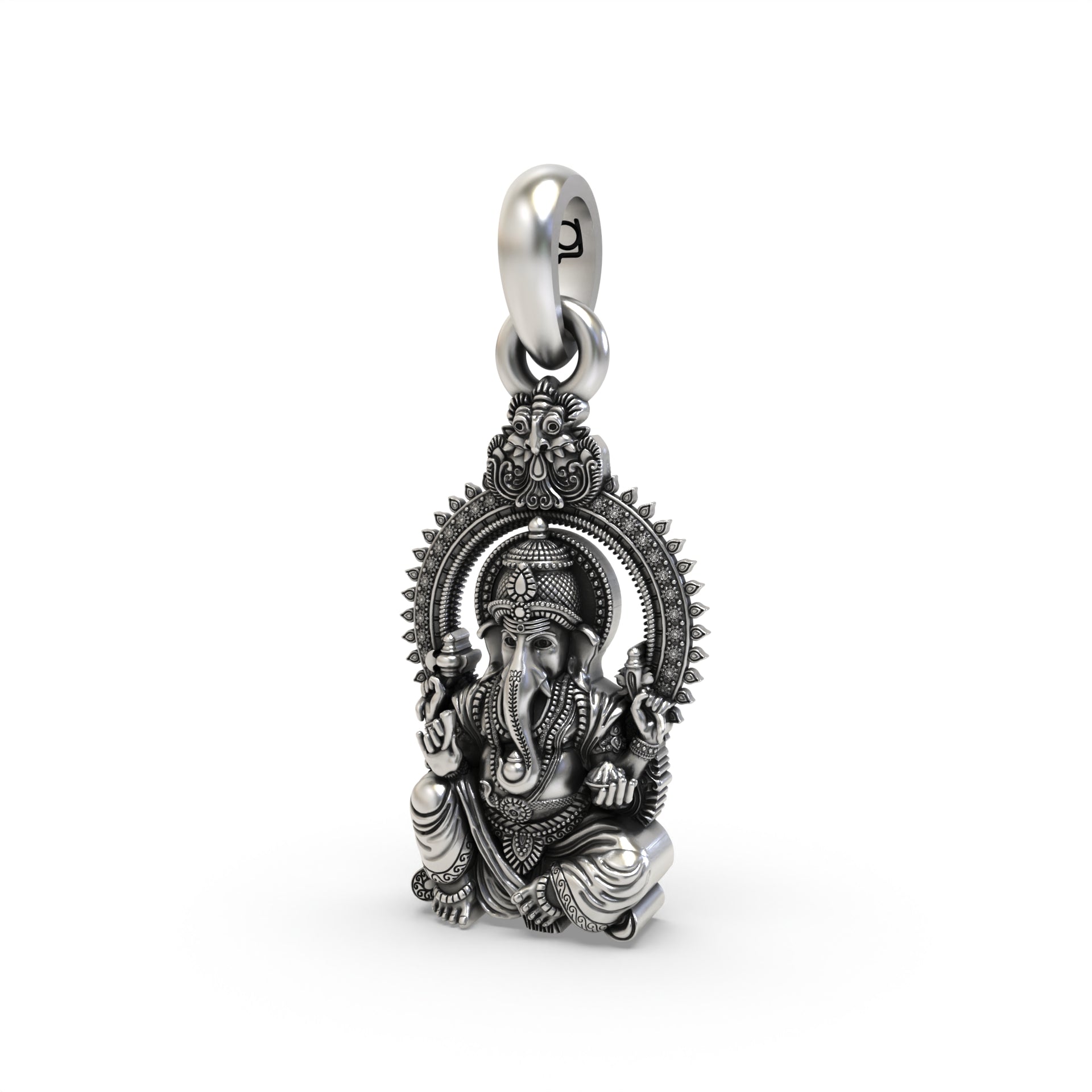 Close detail of 925 silver Vakratunda Ganesh
