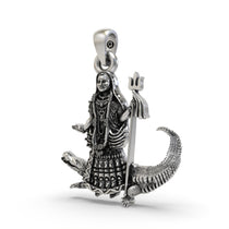 Angled side profile of the handcrafted Khodiyar Maa pendant, highlighting its 30mm height and antique 925 silver finish.