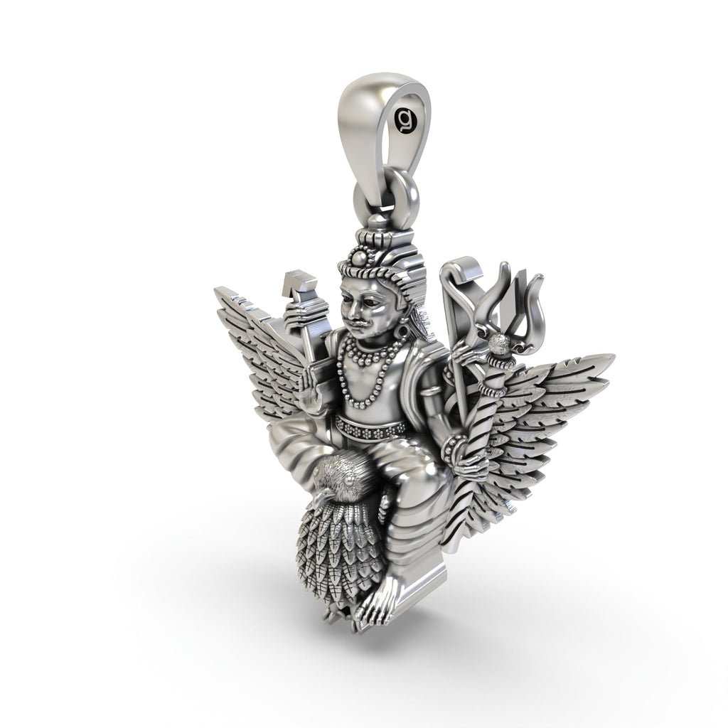 The hollow back design of the lightweight 925 silver Shani Dev pendant, crafted for comfort and daily devotional wear.