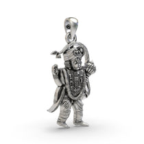 Close-up detail of the oxidized 925 silver Anjaneyar pendant, highlighting the intricate Ashtamsa design.