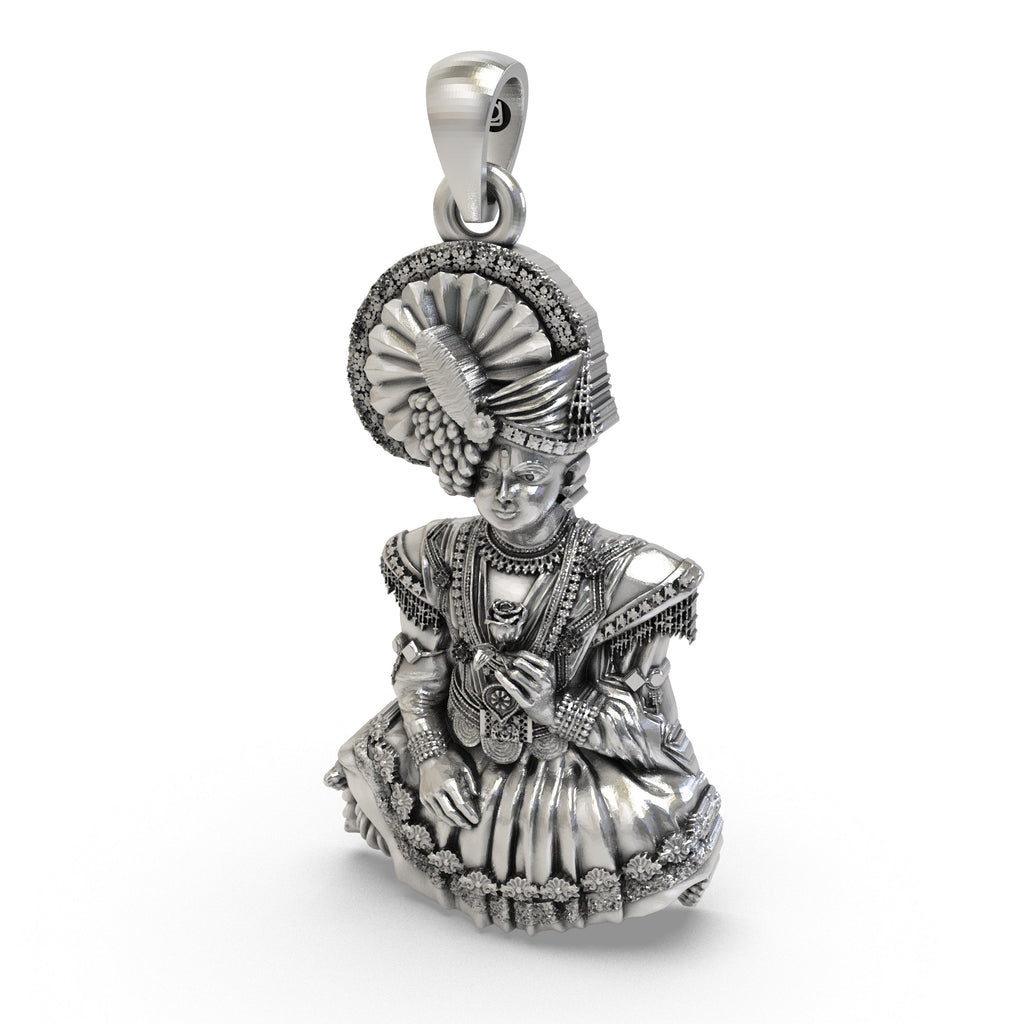 The 925 Silver Swaminarayan Bhagwan Pendant shown with its lightweight hollow back design for comfort.