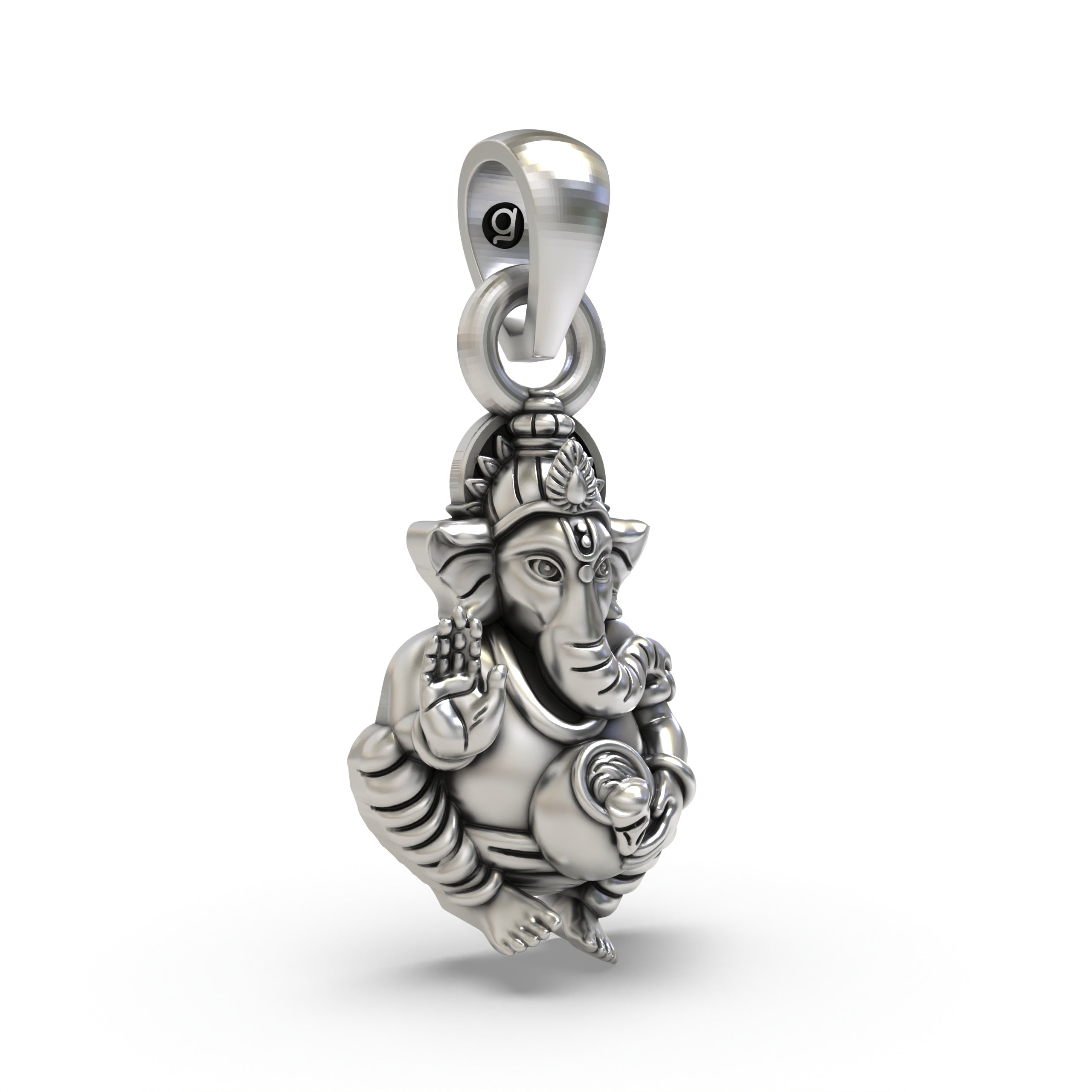 Close-up detail of the pure 925 silver Ganpati Bapa pendant, showcasing the serene expression of the Hindu god Vighnaharta.