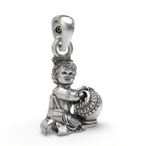 Angled side view of the spiritual Baal Krishna pendant in 925 sterling silver, showing its dimensions and craftsmanship.