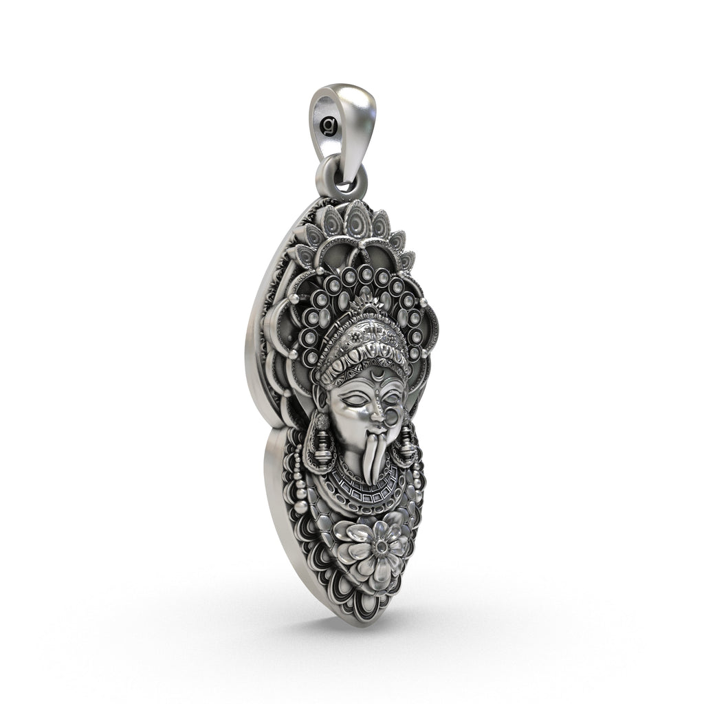 Close-up detail of the powerful Kalimaa face pendant, crafted from pure 925 silver for spiritual protection.