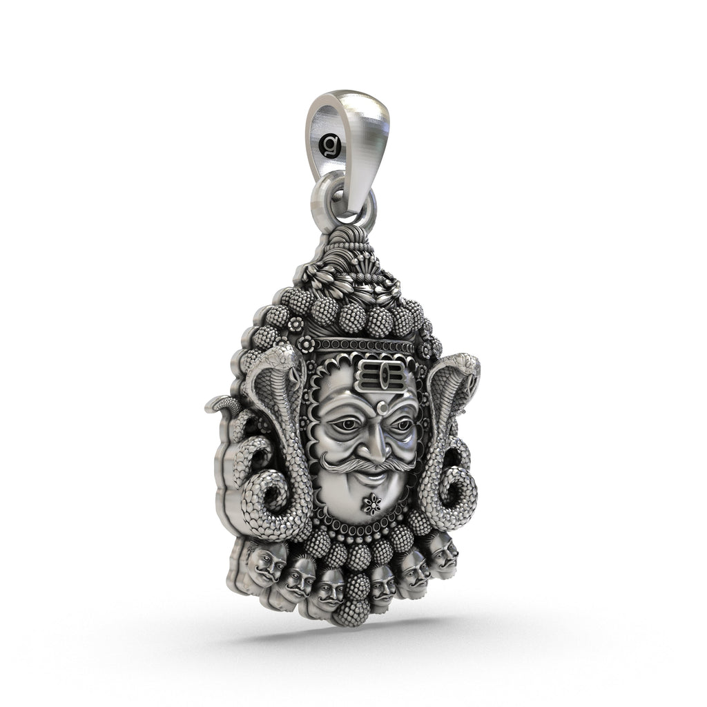 Close-up detail of the Ujjain Mahakal Shiv pendant, crafted from 925 sterling silver with a unique oxidized look.