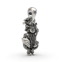 Side profile of the Shri Girdhar Lal Ji 925 Silver Pendant highlighting artisanal craftsmanship.