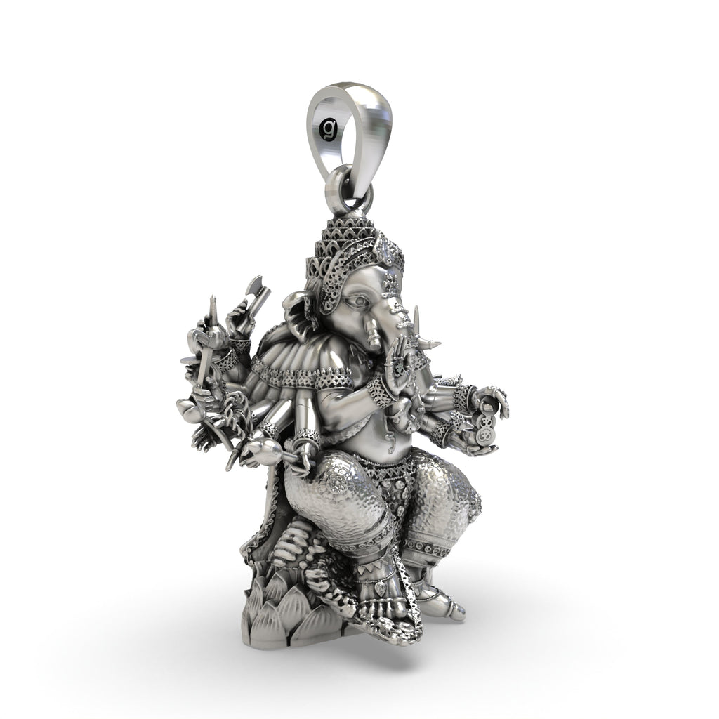 Scale view of the unisex 925 silver Ganesha pendant perfect for daily wear and spiritual gifting.