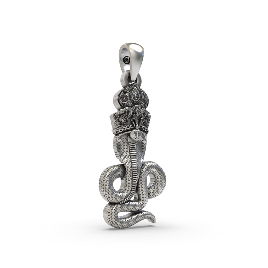 Close-up detail of the 925 silver Goga Maharaj pendant, focusing on the craftsmanship of the sacred figure.
