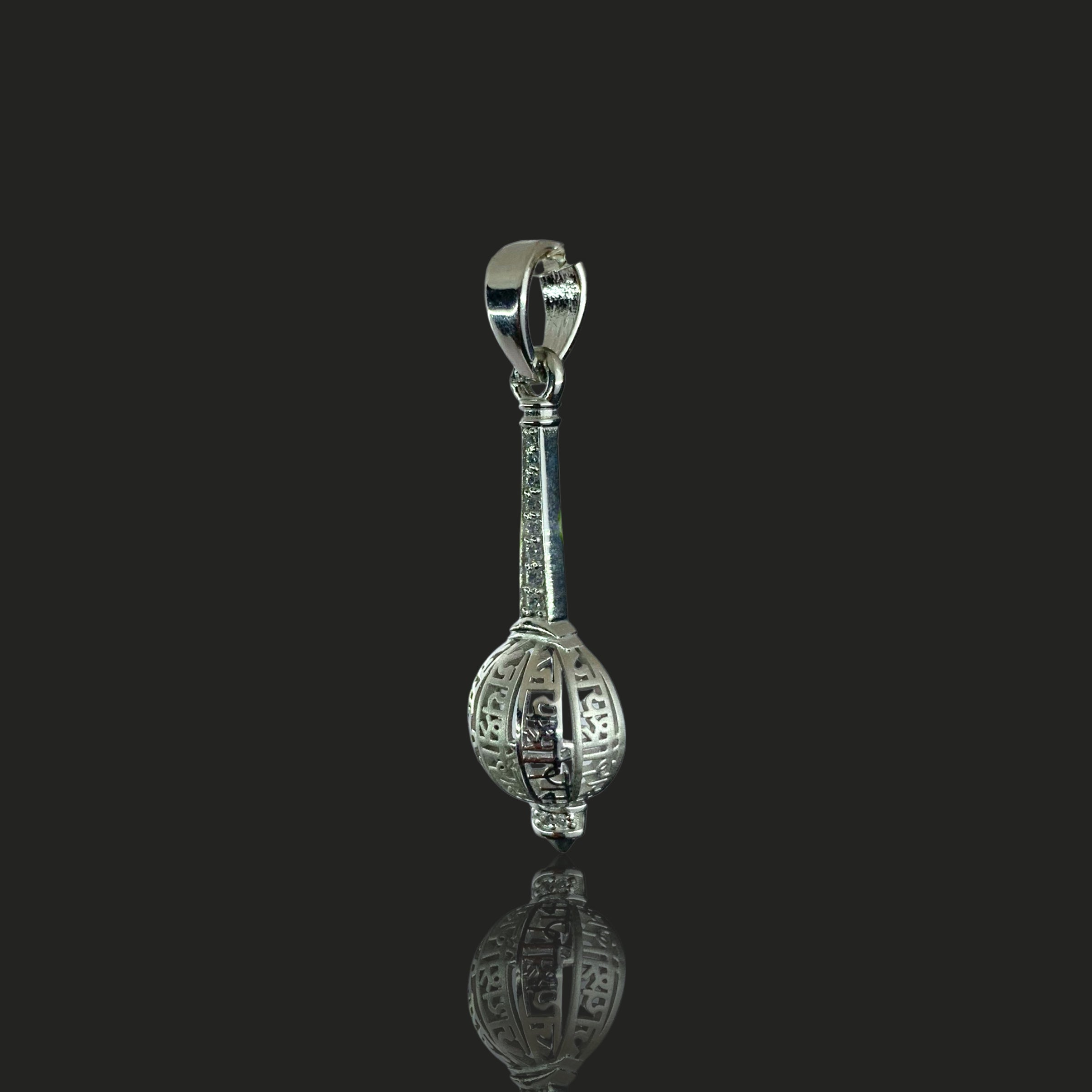 Close-up detail of the Hanumanji mace locket in pure 925 silver for spiritual protection.