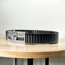Angled side profile of the unisex 925 Silver Meldi Maa Bracelet displaying the secure clasp and durable strap.