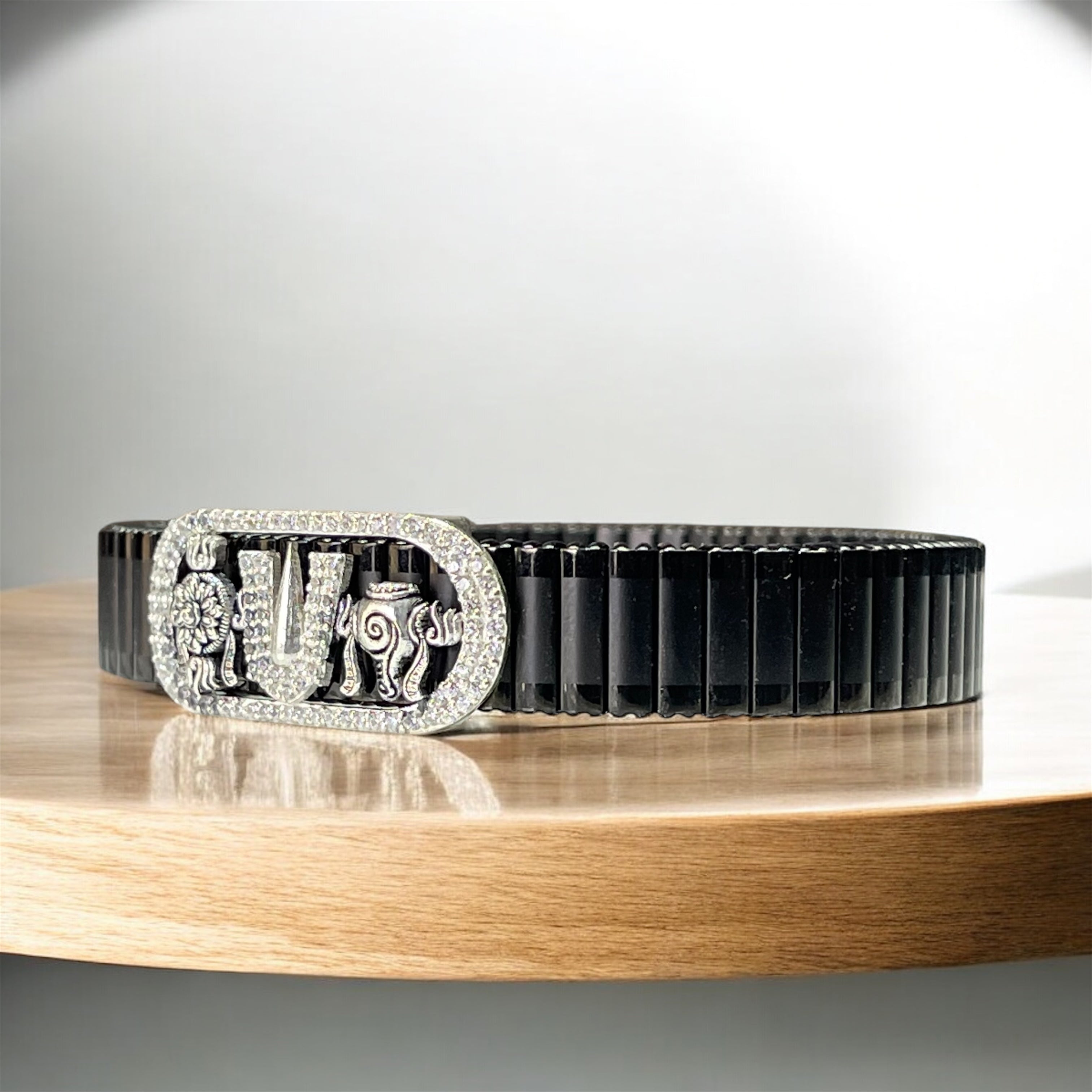 Angled view of the unisex 925 Silver Tirupati Balaji Tilak Bracelet showcasing the secure clasp design.
