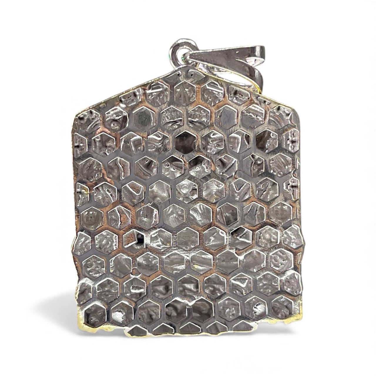 Side profile of the 925 silver temple-inspired Siddhivinayak Ganesh pendant displaying its silver base.