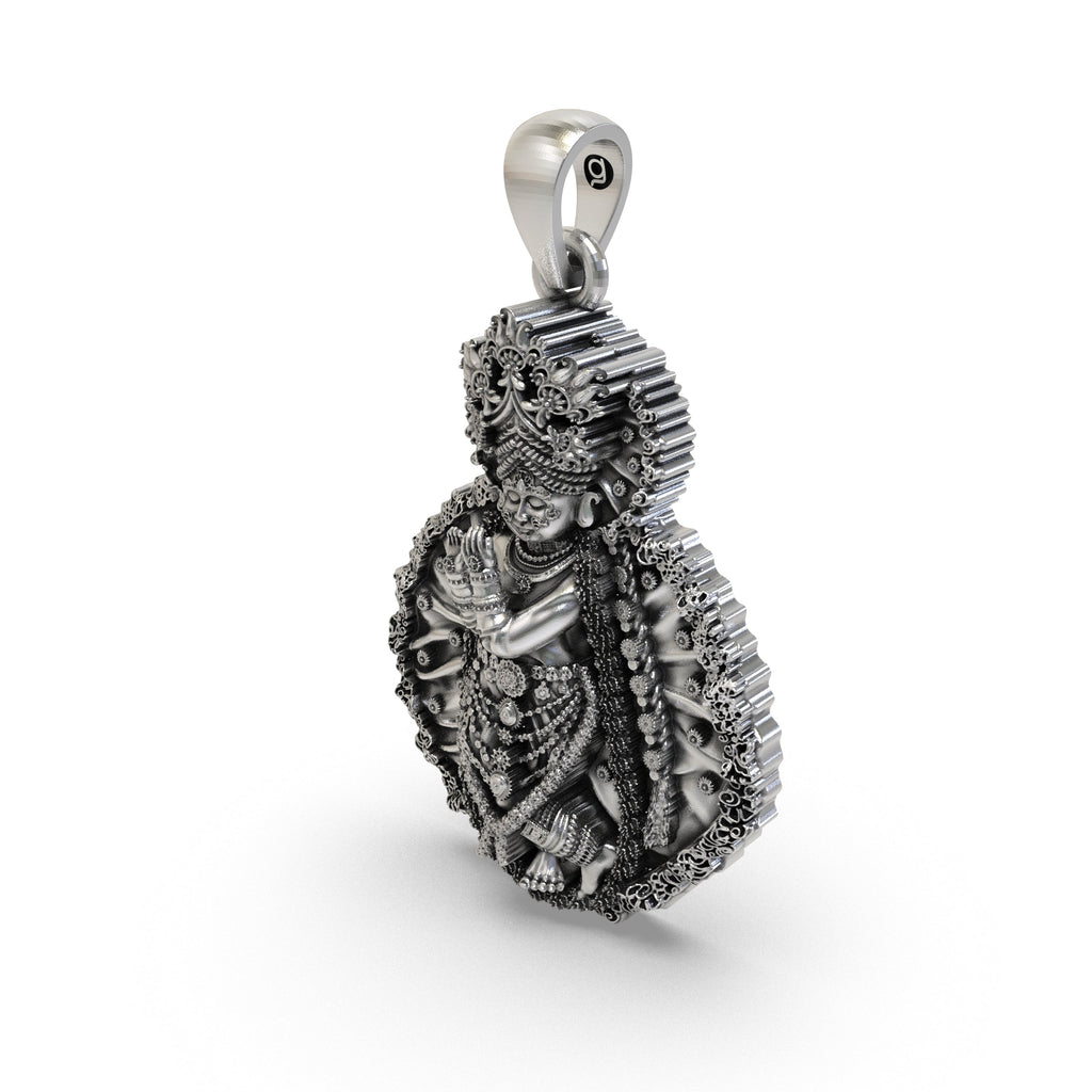 Back and detailing of the 6.6g silver Radha Vallabha Sampradaya devotional pendant for men and women.