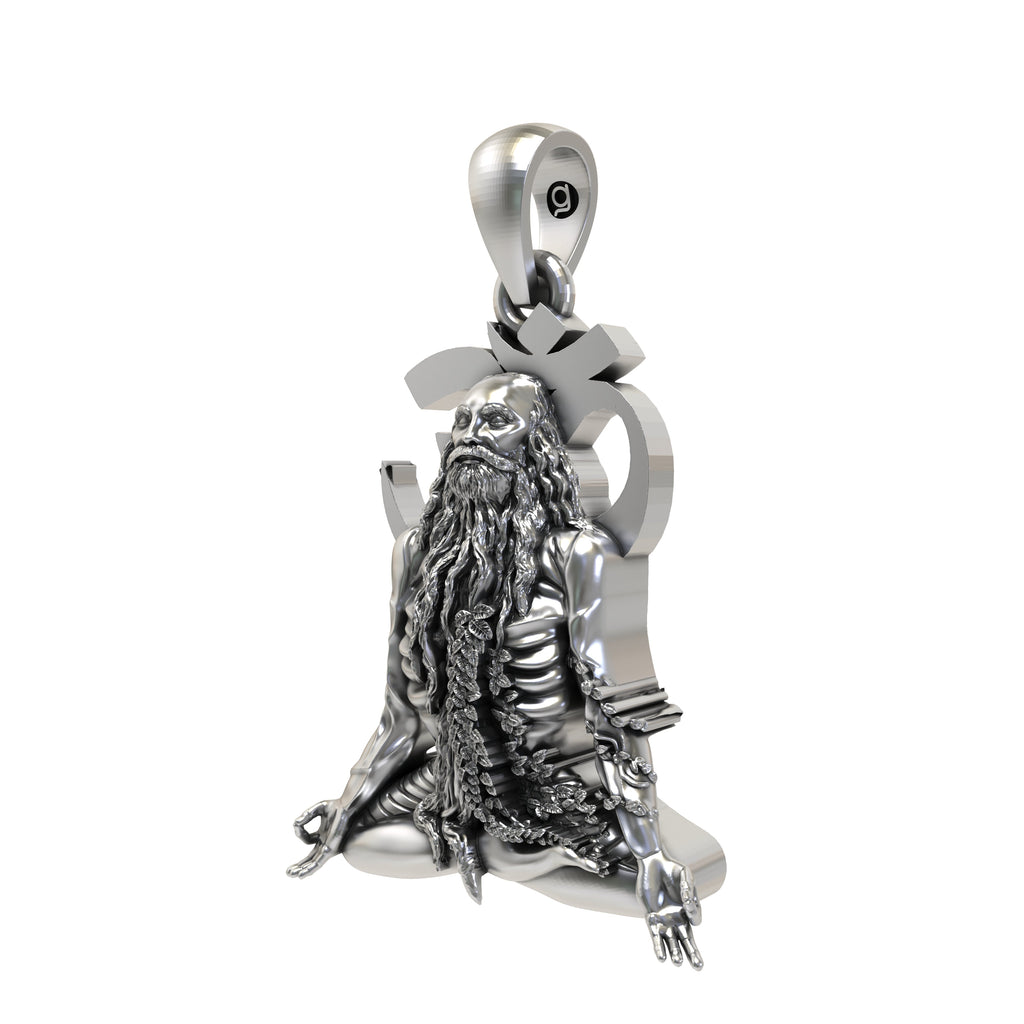 Close-up of the Jai Girnari 925 silver spiritual pendant, highlighting its premium lightweight finish.