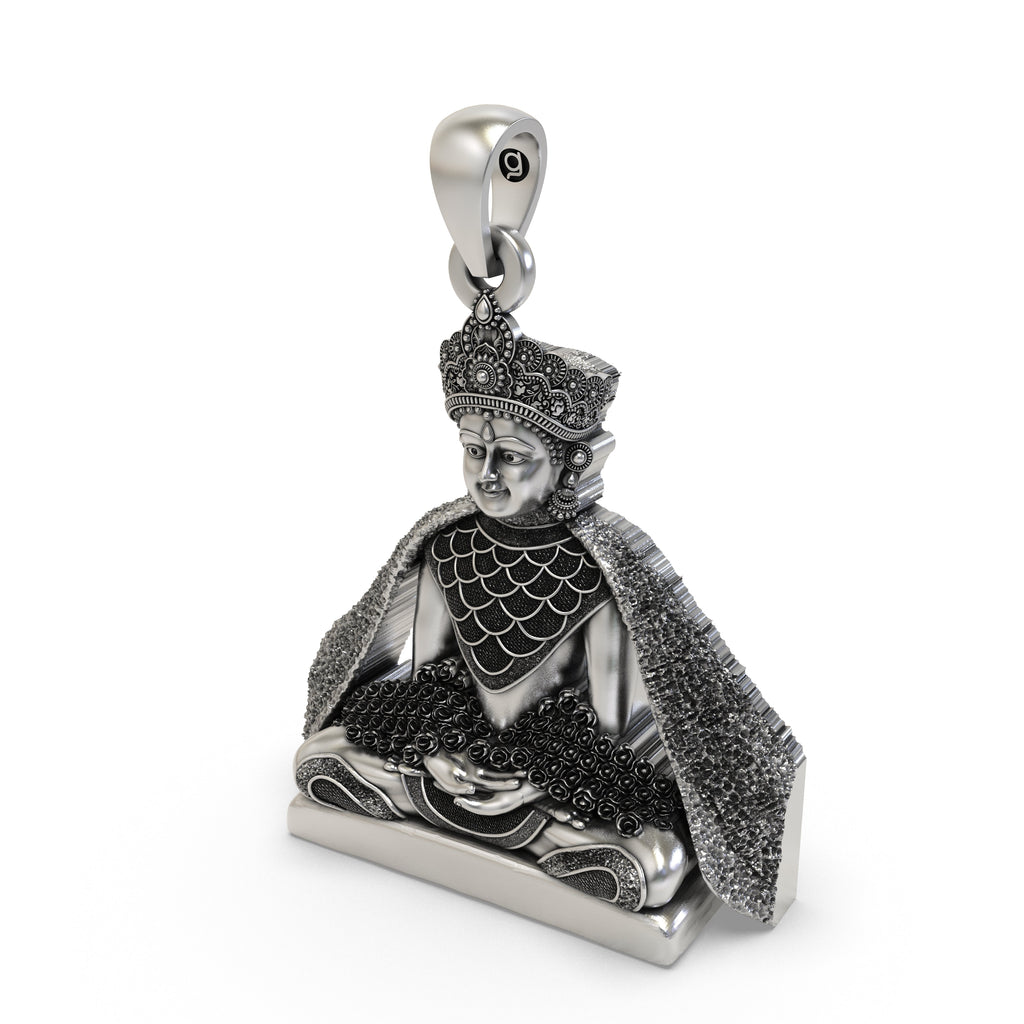 Worn look of the 925 silver Lord Mahavir Swami pendant showcasing its 45mm size.