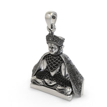 Worn look of the 925 silver Lord Mahavir Swami pendant showcasing its 45mm size.